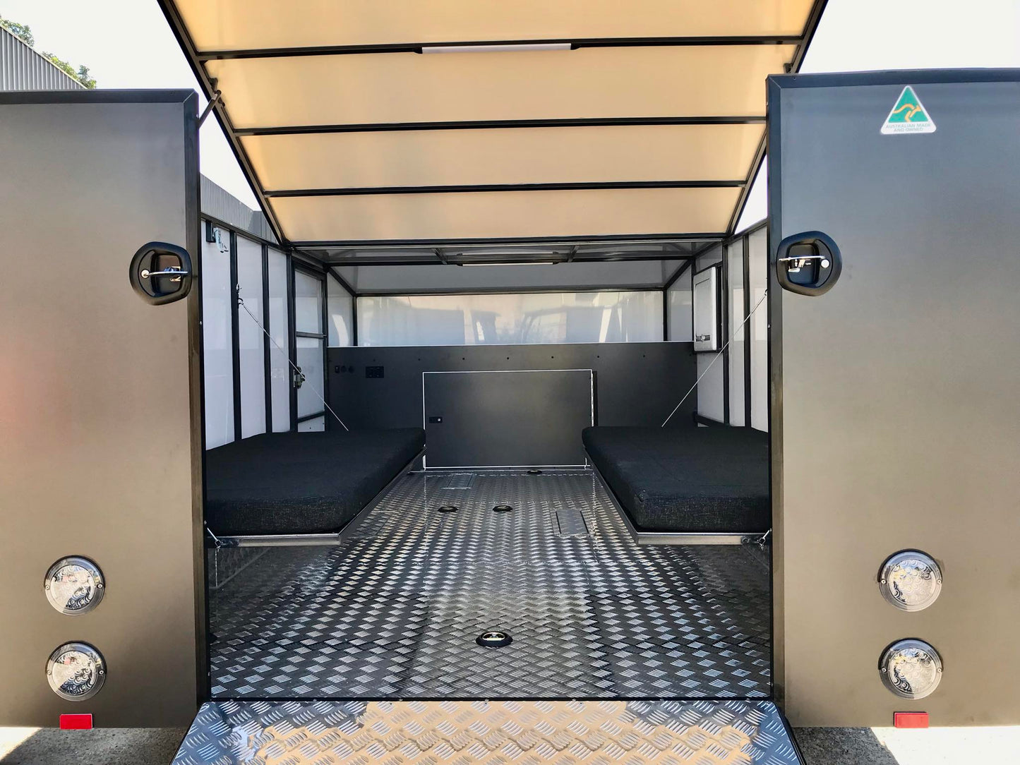 Chaser Pro 4 Bike Trailer