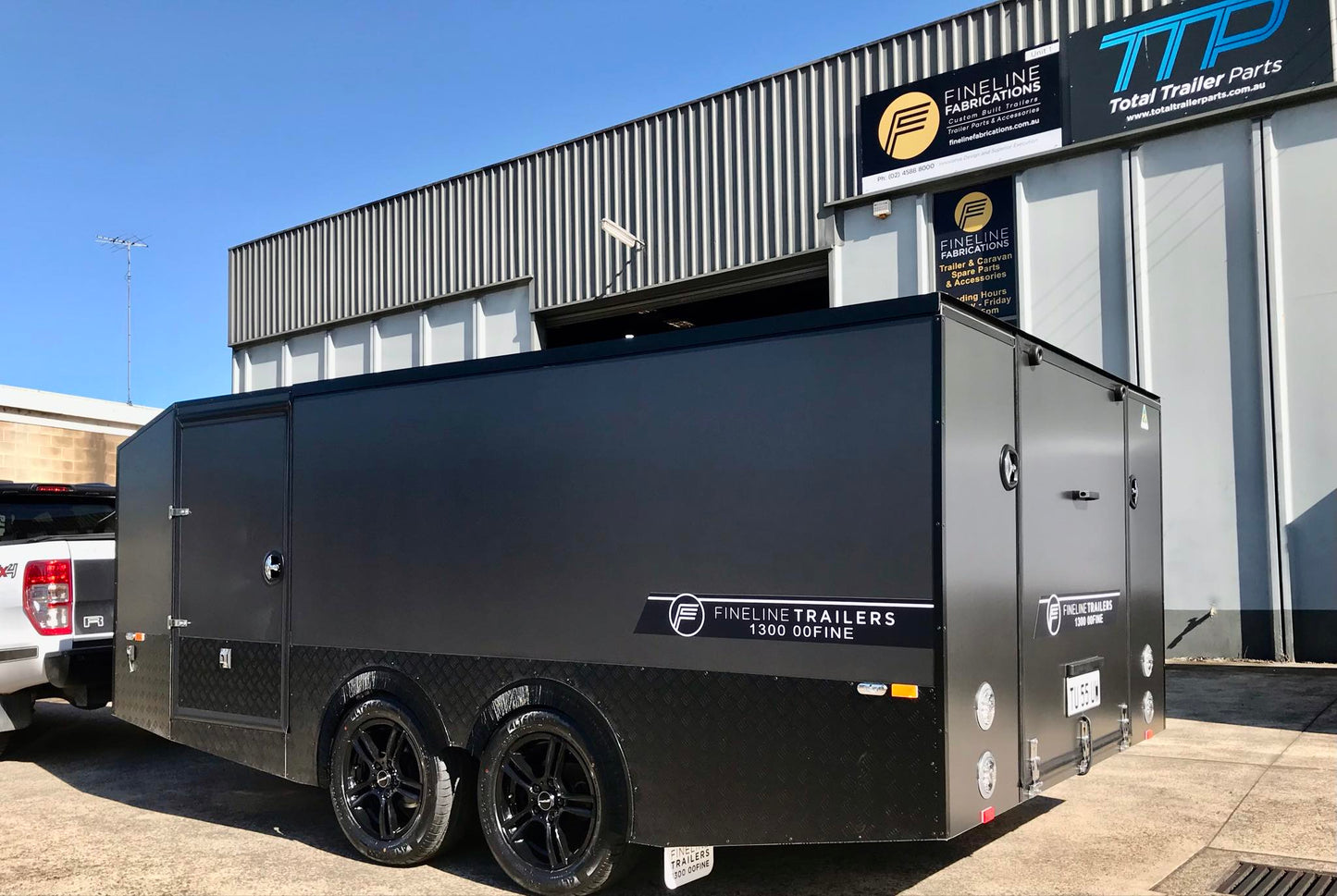 Chaser Pro 4 Bike Trailer